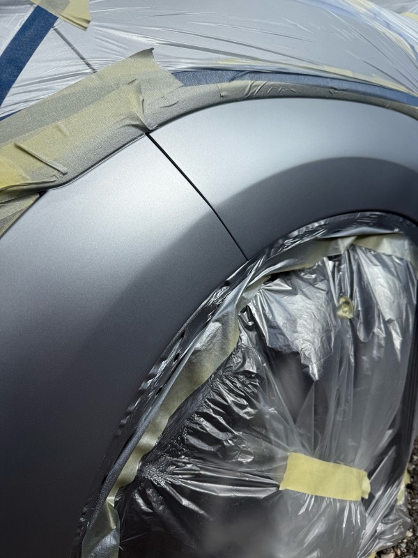 Réalisation d’un raccord peinture sur Hyundai KONA à Marseille : une solution rapide, économique et soignée